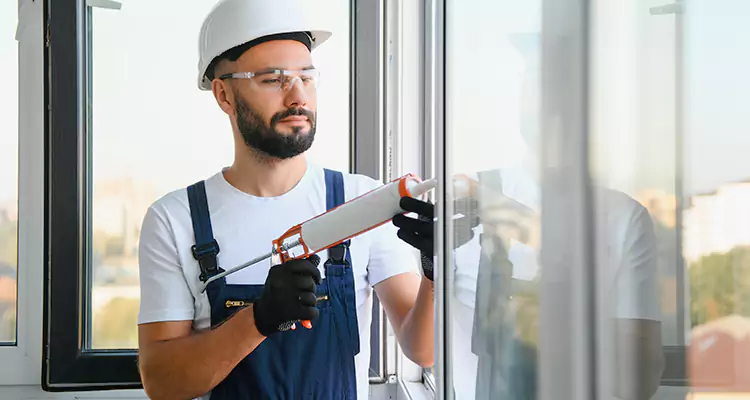 Retractable Screens Repair for Patio in Stuart, FL
